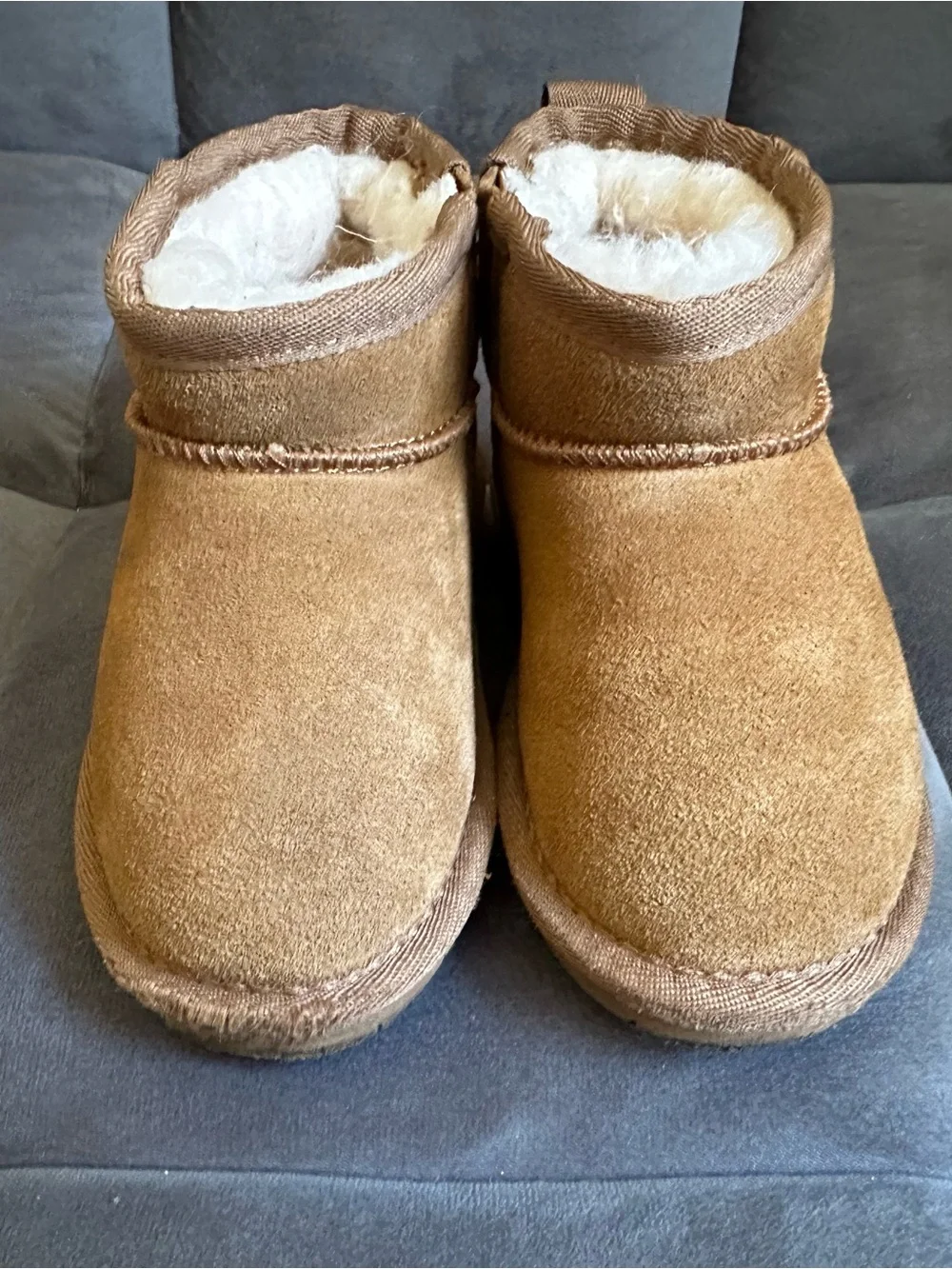 BearPaw Suede Sheepskin Short Booties - Chestnut toddler size 9